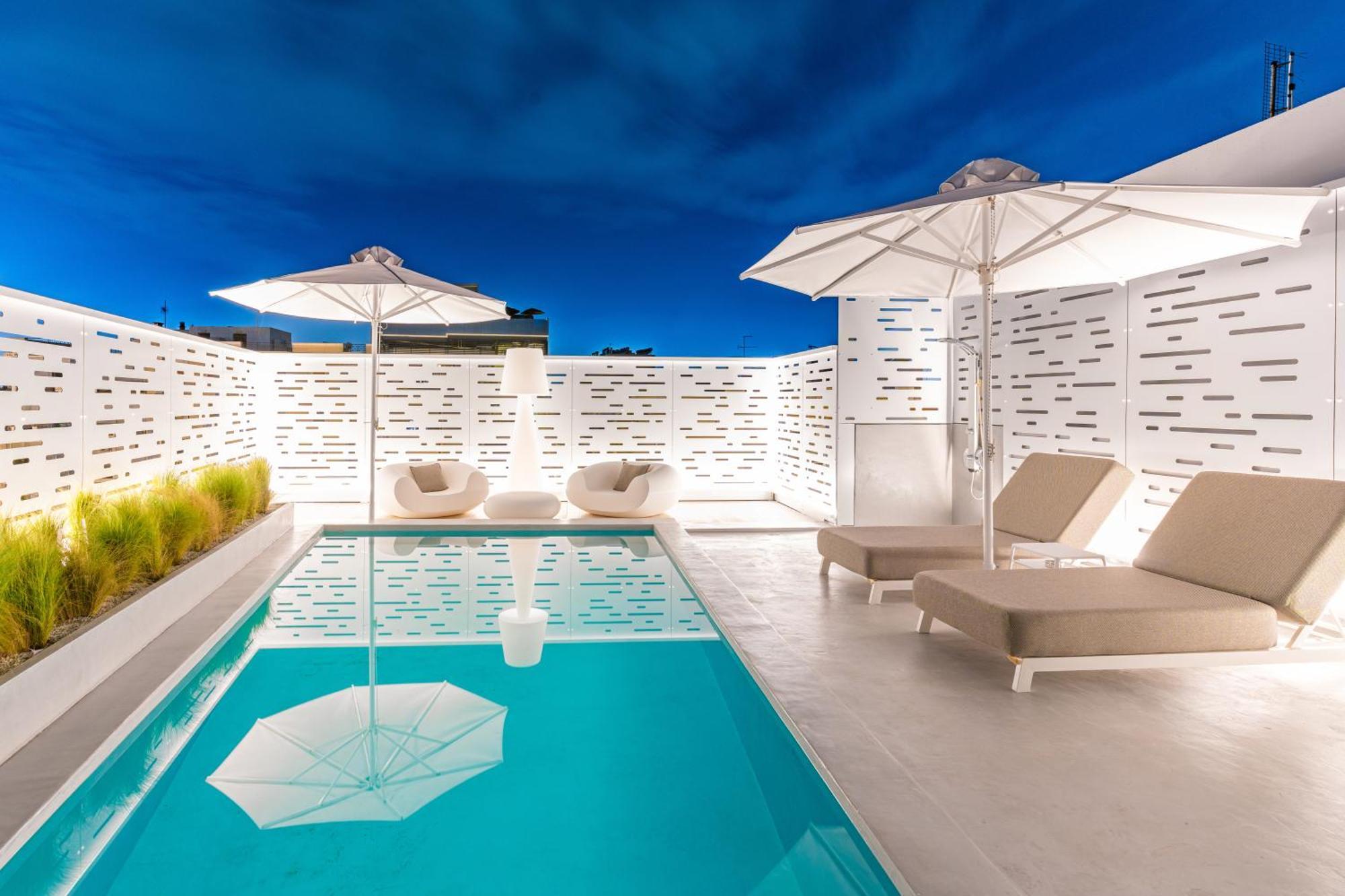 Ma Maison No5 Penthouse Loft, Private Heated Pool, Acropolis View, Ultra High Speed Internet 300 Mbps, Short Walk To Acropolis, Parking Upon Request, 1' From Metro Athen Exterior foto
